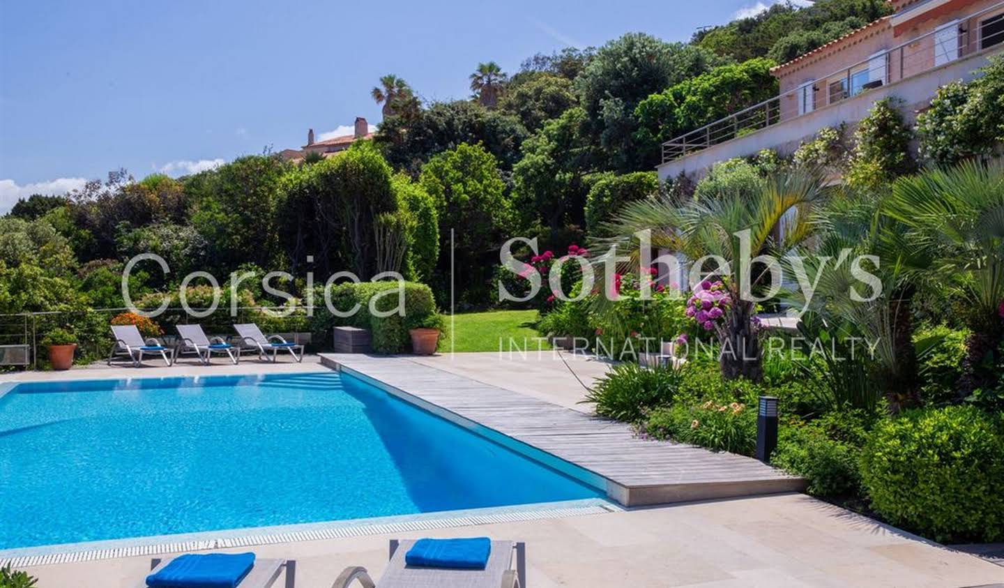 Seaside villa with pool Ajaccio