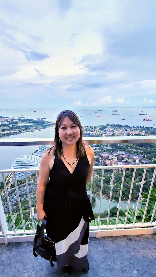 Guide to Visiting Marina Bay Sands, Singapore: I recommend Ce La Vi at Marina Bay Sands - you get a drink and a view for the price