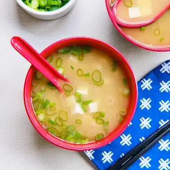 Miso Soup (Easy and Authentic Recipe) - Rasa Malaysia