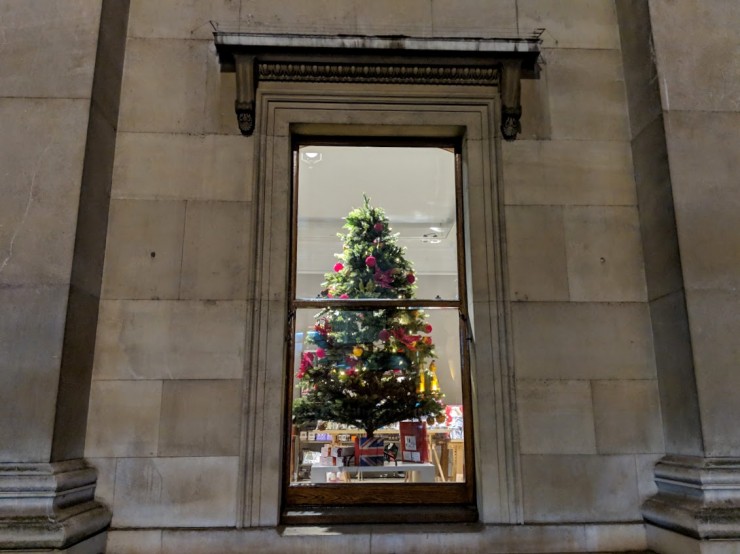 冬の寒さを忘れさせてくれるロンドンのクリスマス・イルミネーション