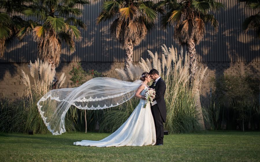 Svatební fotograf Miriam Orozco (studiomphoto). Fotografie z 23.srpna 2023