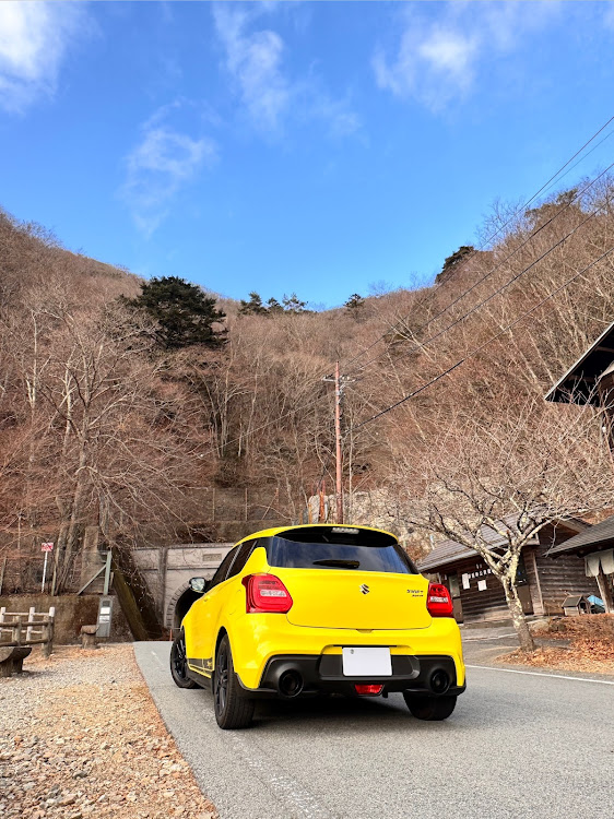 スイフトスポーツの富士山とコラボ・御坂峠・天下茶屋に関するカスタム事例の投稿画像4枚目
