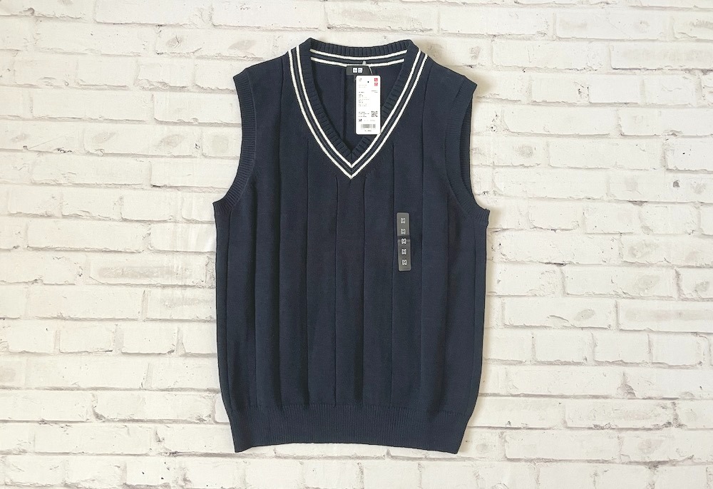 ユニクロ 現役店員も愛用してる 1 990円ベスト は着回し力バツグン 1枚あると全然違う Trill トリル
