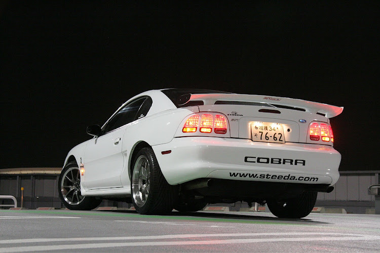 マスタングSVTコブラのSVT cobra・マスタング・過去の愛車に関するカスタム事例の投稿画像1枚目