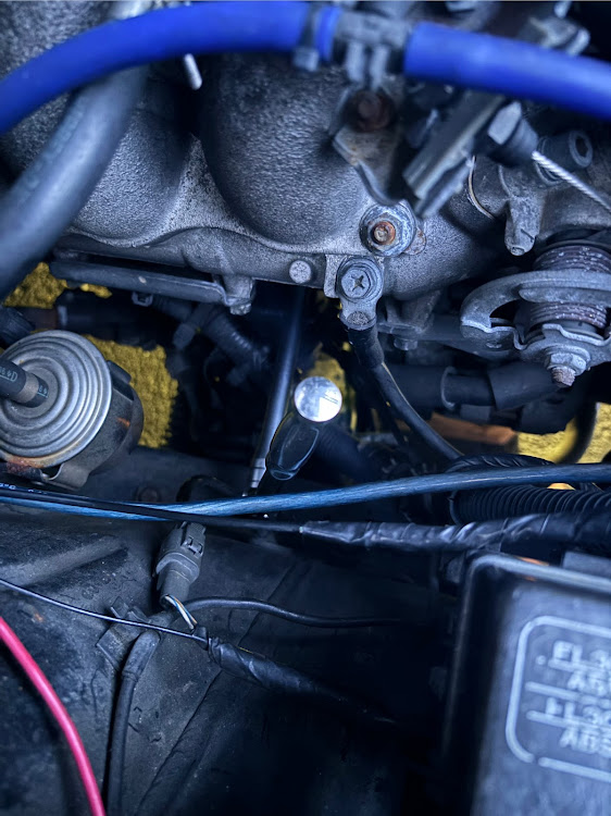 180SXのエンジンオイルとオイルフィルターエレメント交換完了🧑🏻‍🔧・日産モーターオイルストロングセーブX 5W-30 SN・PIAA オイルフィルターエレメントPN6・PIAA DP22 オイルドレンパッキン・超吸収タイプ廃棄楽々廃油処理Box 2.5Lに関するカスタム事例の投稿画像10枚目