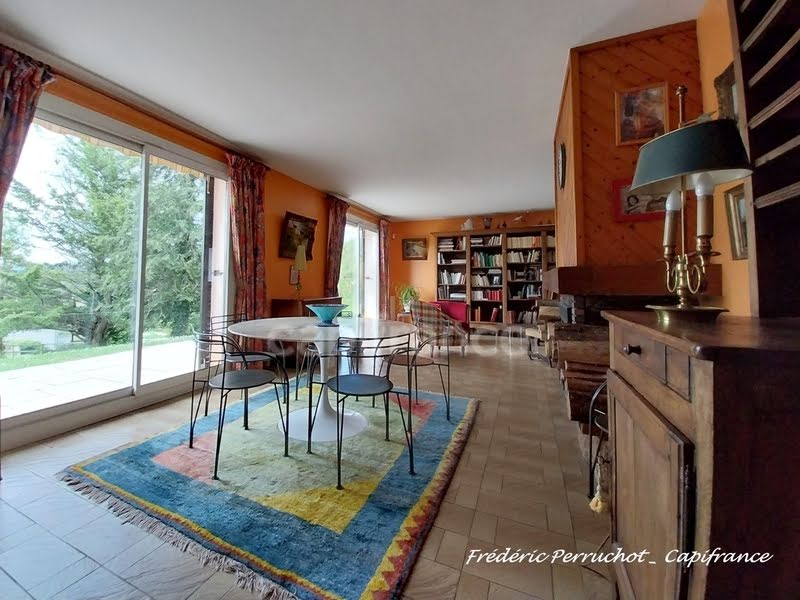 Vente villa 6 pièces 180 m² à Châtelguyon (63140), 526 400 €