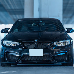 M4 クーペ F82