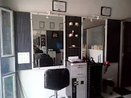 Face2Face Beauty Studio and Institute photo 1