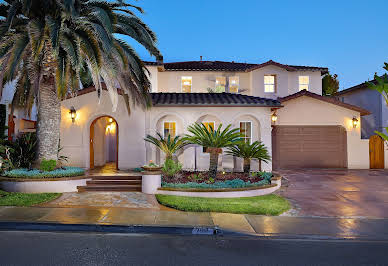 House with pool and garden 3