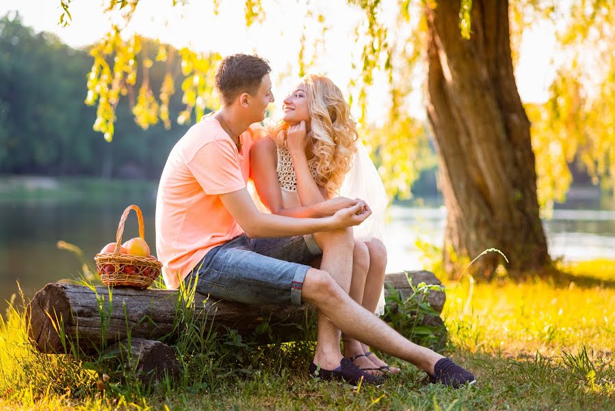 Wedding photographer Aleksandr Zolotarev (alexzolotarev). Photo of 31 July 2016