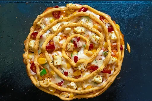 The Peppiest Chicken Cheesy Pizza