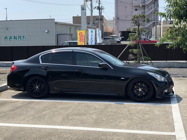 スカイラインのまいな〜さんが投稿したカスタム事例の投稿画像1枚目