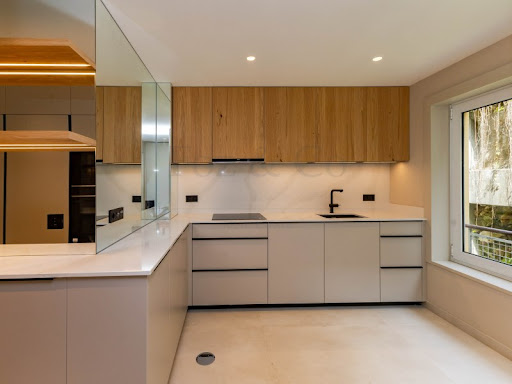 Buy this luxury apartment / penthouse in Lordelo do Ouro e Massarelos (Portugal)