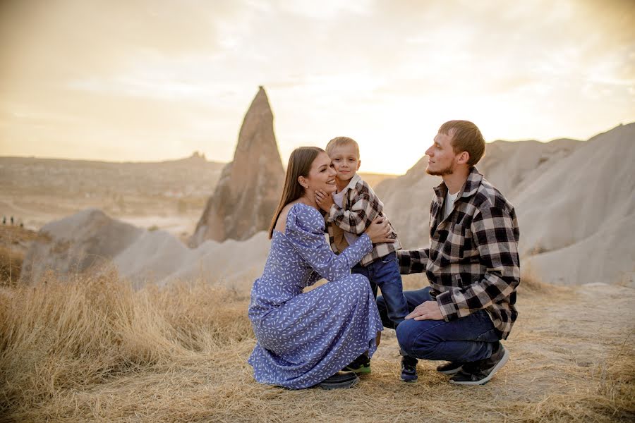 Fotografo di matrimoni Julia Ganch (juliaganch). Foto del 18 maggio 2022