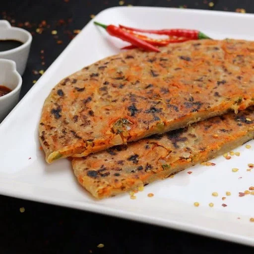 Aloo Schezwan Paratha