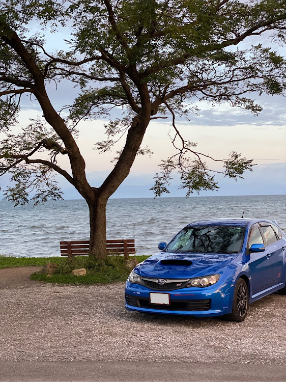インプレッサ ハッチバックのインプレッサWRXSTI・GRB・みんなのボディカラー・あのベンチ・ドライブに関するカスタム事例の投稿画像1枚目