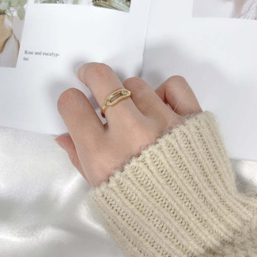Title 2, Trend Decompression Sliding Ring Single Rhinest...