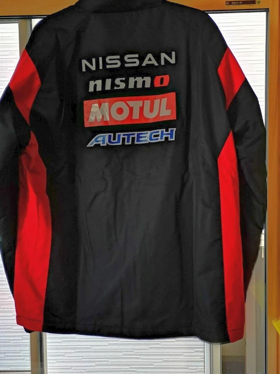 村雨さんが投稿したNISMO・ブルゾン・MOTUL・AUTECHに関するカスタム事例の投稿画像2枚目