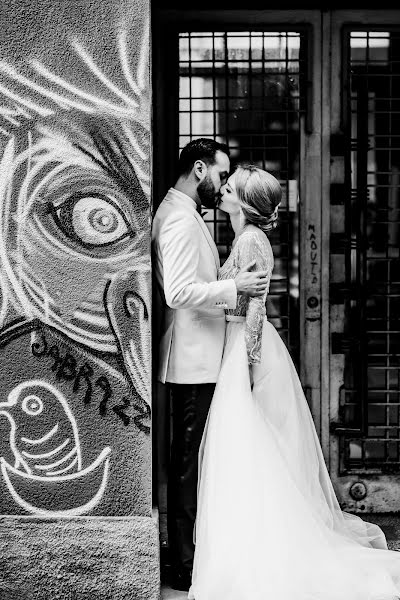 Fotografo di matrimoni Alex Pasarelu (belle-foto). Foto del 9 gennaio 2019