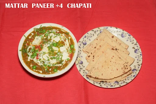 Matar Paneer +4 Chapati