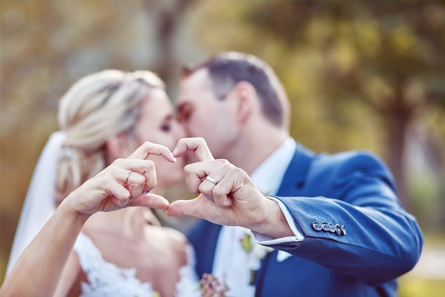 Fotógrafo de bodas Lea Záborská Máriássy (fotkalm). Foto del 13 de marzo 2020