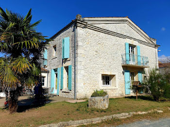 maison à Saujon (17)