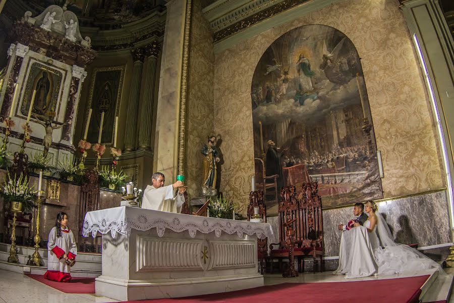 Fotografo di matrimoni Roberto Gómez (robertogomez). Foto del 27 marzo 2019