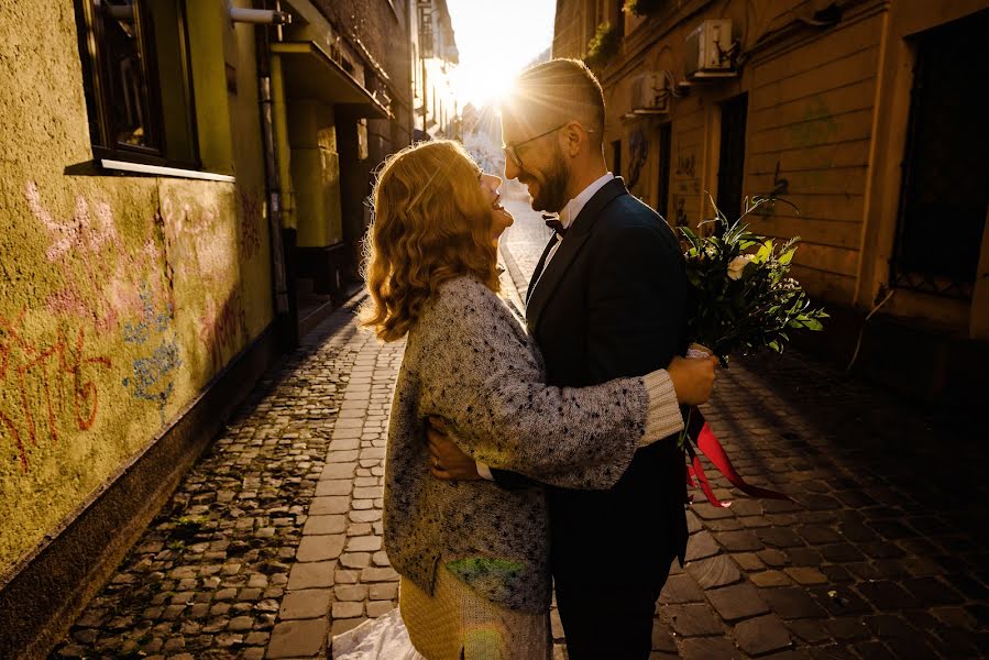 Fotógrafo de casamento Ioana Pintea (ioanapintea). Foto de 15 de janeiro 2020