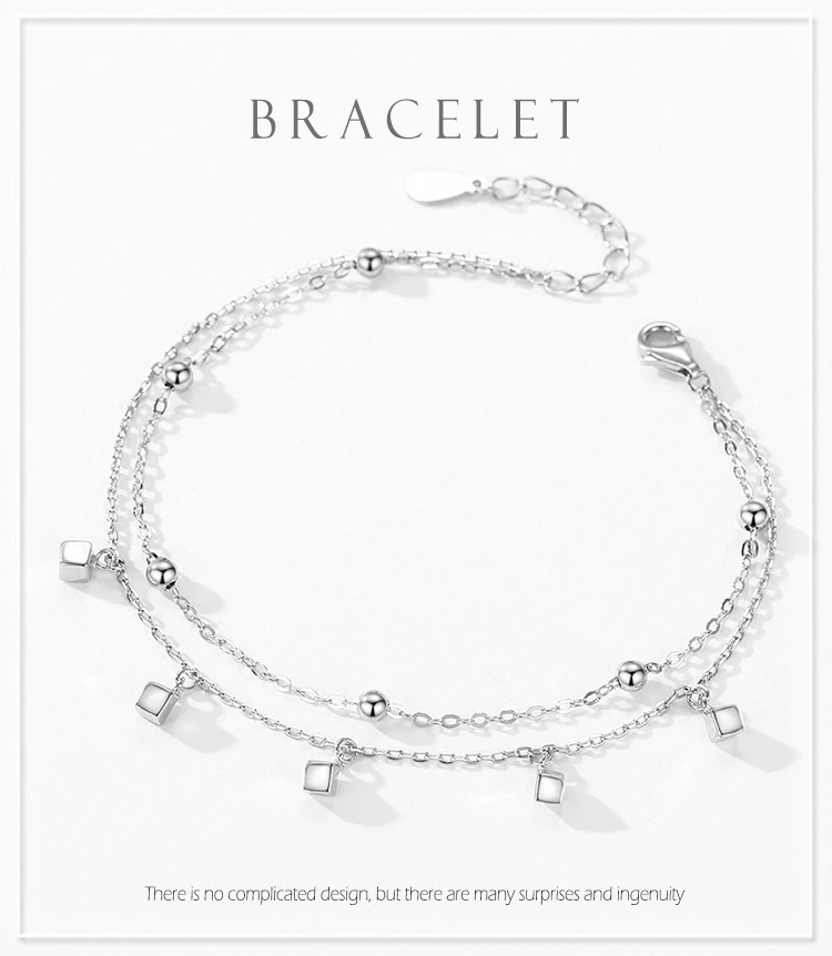 Modische Damen-Armbanduhr mit doppellagigem quadratischem Design. Ein stilvolles Accessoire für jeden Anlass, das deinen Look aufwertet.