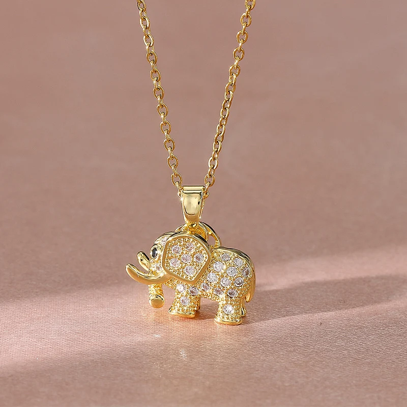 Title 4, Mode olifant hanger ketting voor dames. Stijlvo...
