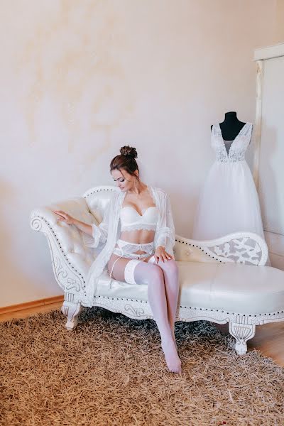 Wedding photographer Aleksandra Naydyuk (sunny). Photo of 29 November 2019