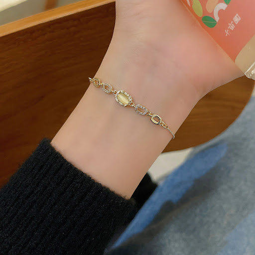 Title 1, Womens Fashionable Elegant Bracelet Enhance yo...