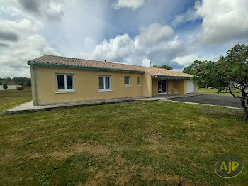 maison à Lesparre-Médoc (33)