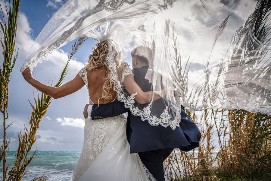 Fotografo di matrimoni Alessio Barbieri (barbieri). Foto del 3 dicembre 2020