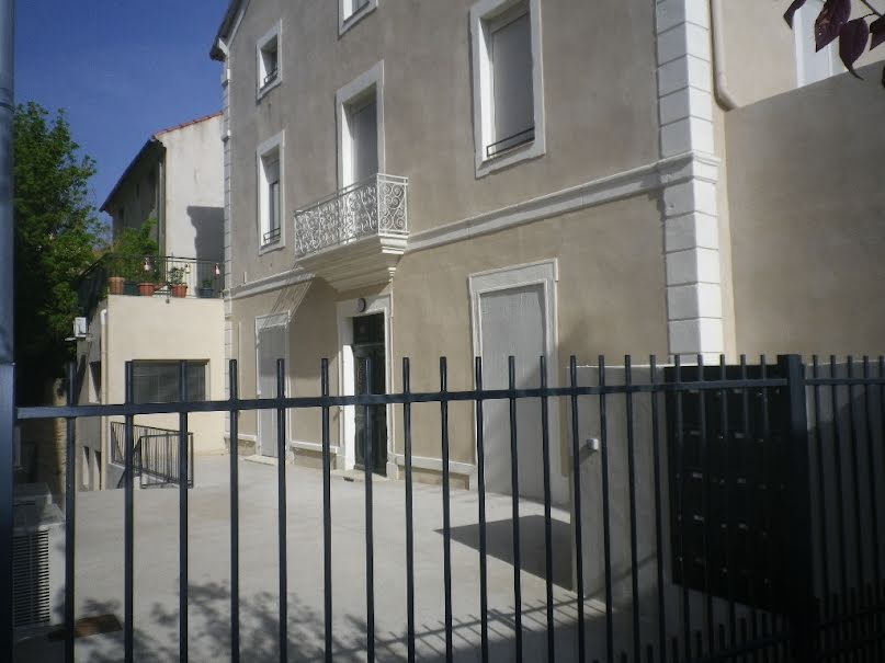 Location  appartement 3 pièces 66 m² à Orange (84100), 820 €