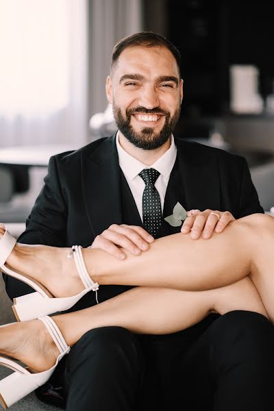 Nhiếp ảnh gia ảnh cưới Yuriy Stebelskiy (blueclover). Ảnh của 1 tháng 9 2022
