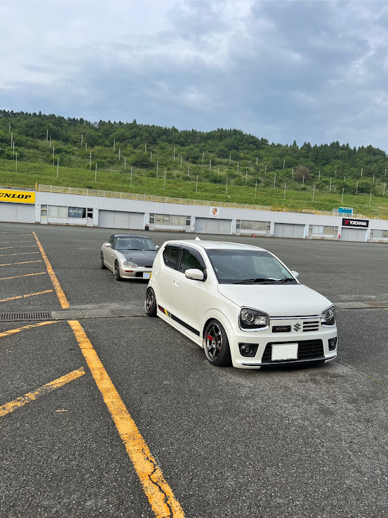 アルトワークスのTE37 SONIC SL・ドライブ・オートポリスに関するカスタム事例の投稿画像1枚目