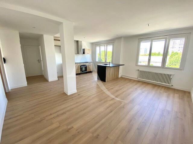Location meublée appartement 2 pièces 49.11 m² à Angers (49000), 928 €