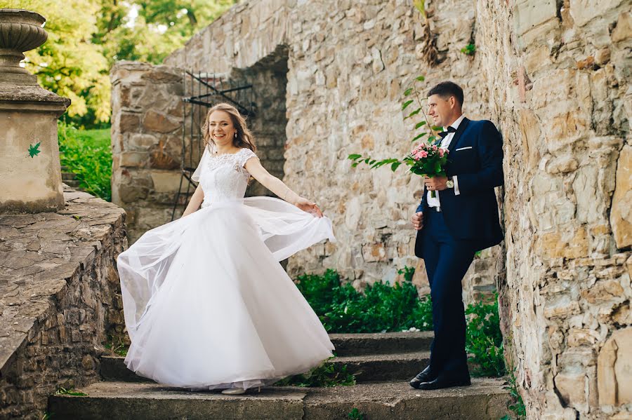 Wedding photographer Sebastian Srokowski (patiart). Photo of 10 December 2019