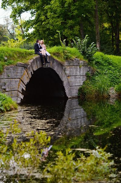 Fotógrafo de casamento Lyudmila Gorpinyuk (lgorpinuk). Foto de 15 de maio 2014