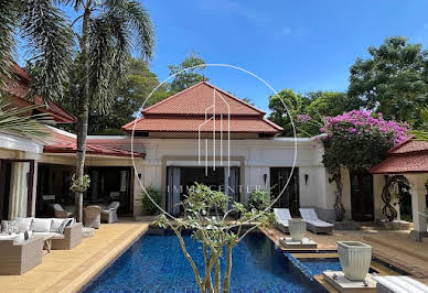 Villa with pool 7