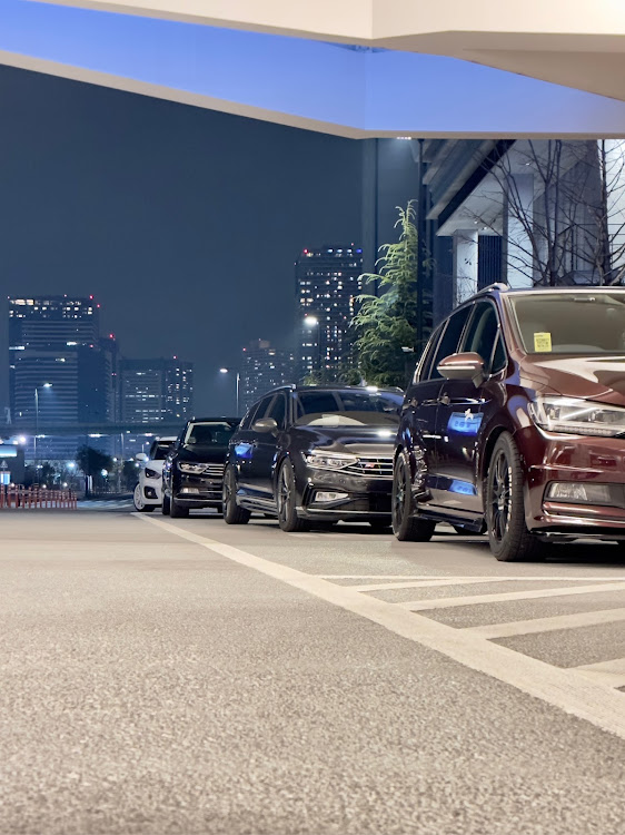 パサートヴァリアントのPickUpCars2023・撮影会オフ・写真って難しいなぁ…・写真ありがとうございます！に関するカスタム事例の投稿画像4枚目