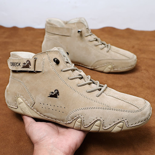 Title 4, Mens Fashion Thickened Shoes Martin Boots. Dur...