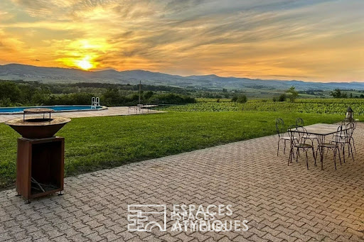 Maison avec jardin 1