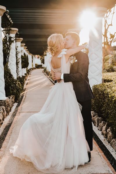 Fotografo di matrimoni Raminta Tubenyte (ramintaphotograp). Foto del 21 febbraio 2021