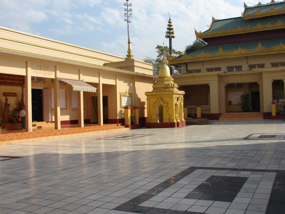 mahamuni pagoda - mandalay