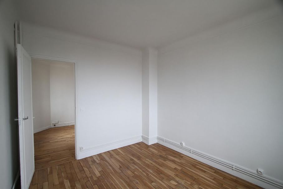 Vente appartement 2 pièces 34 m² à La Courneuve (93120), 136 000 €