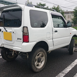 ジムニー JB23W