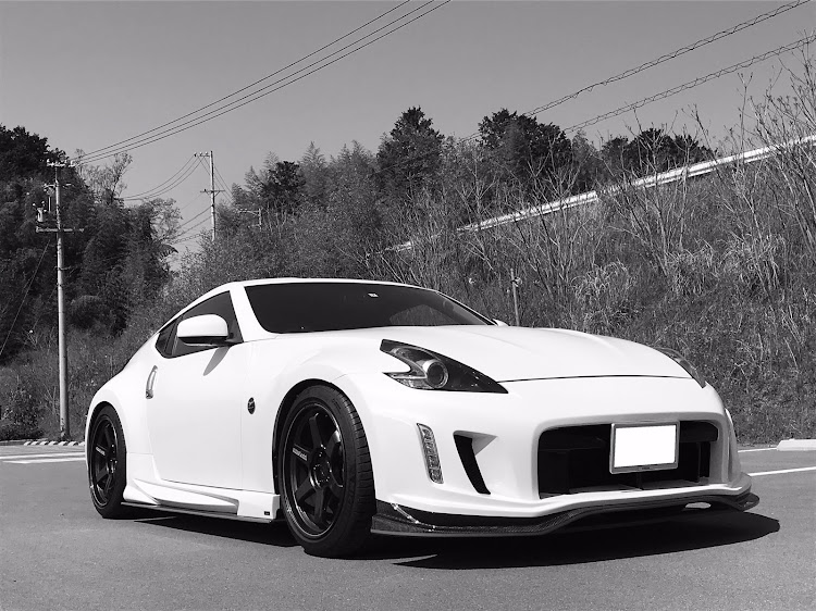 フェアレディZのオン会・コロナウイルスに負けるな・モノクロ祭り便乗に関するカスタム事例の投稿画像1枚目