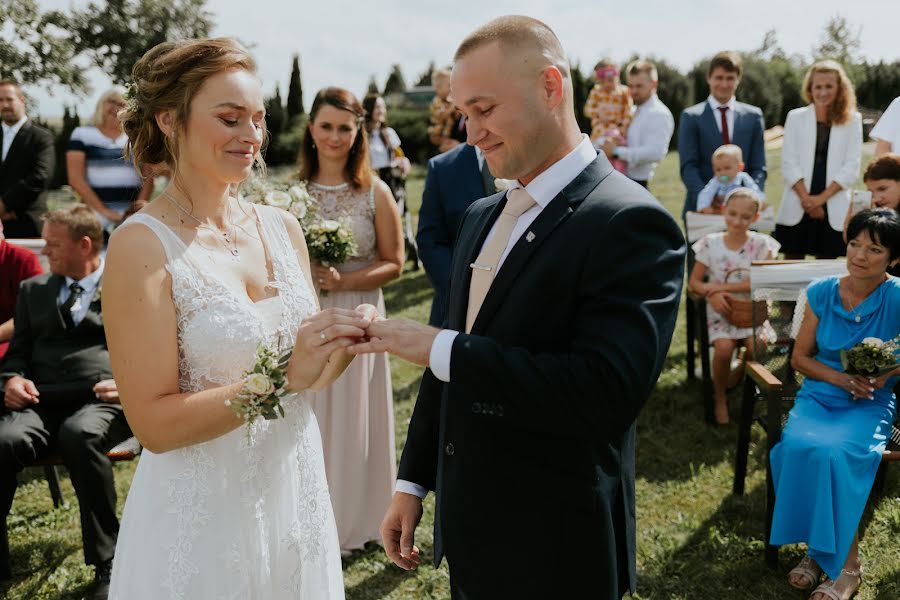 Fotógrafo de bodas Lucie Vočadlová (fotograftrutnov). Foto del 28 de septiembre 2022